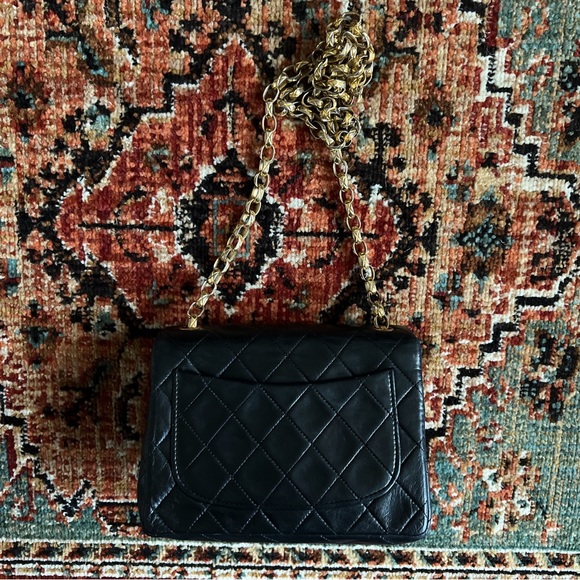 SOLD**Chanel Vintage Classic Mini Bijoux Chain Single Flap Bag - Picture 6 of 14